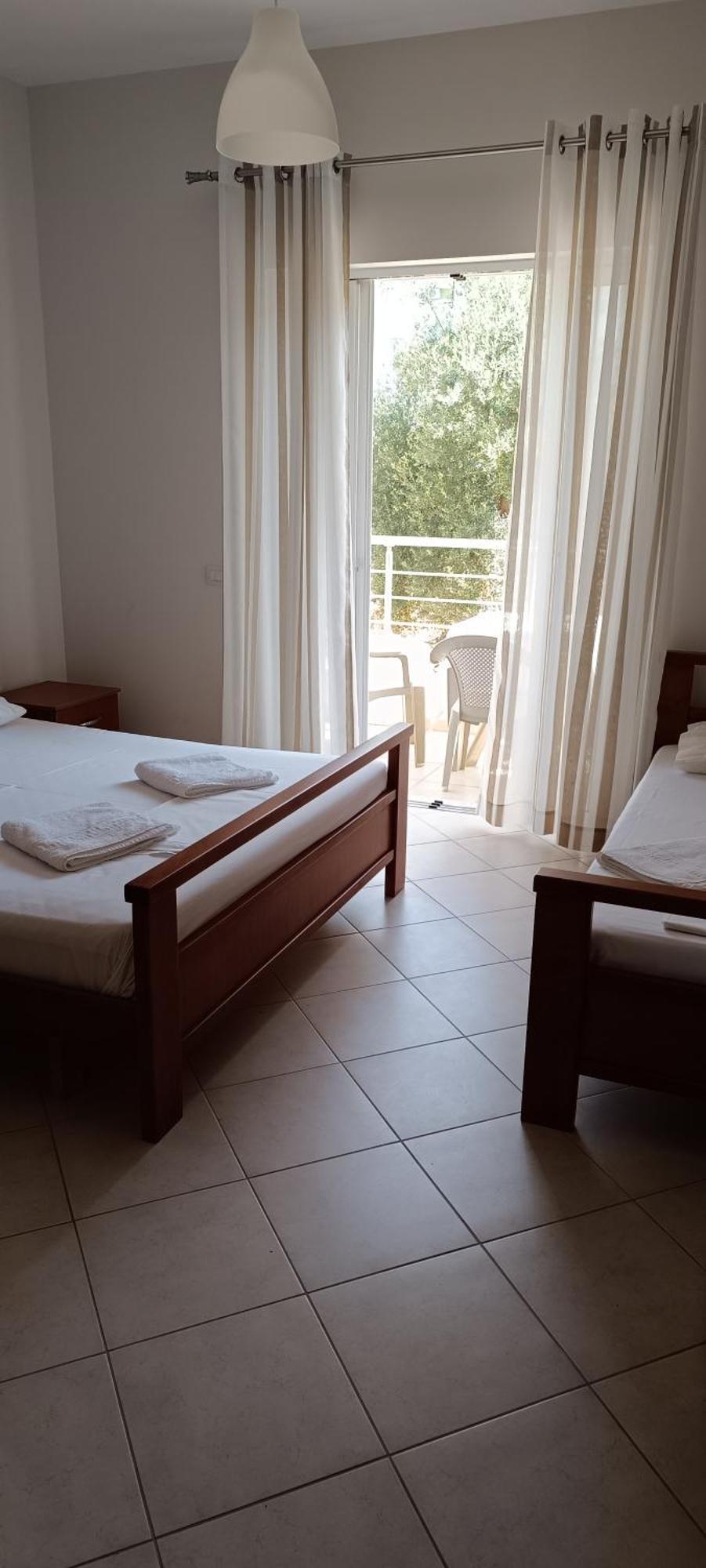 El Doro Rooms Dhërmi Kültér fotó